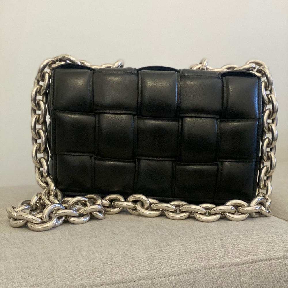 Bottega Veneta Cassette bag w/ Chain
